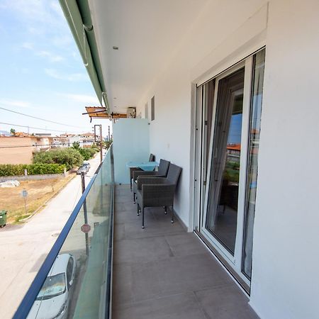 T H E Berlin Studios And Suites Nea Vrasna Ngoại thất bức ảnh