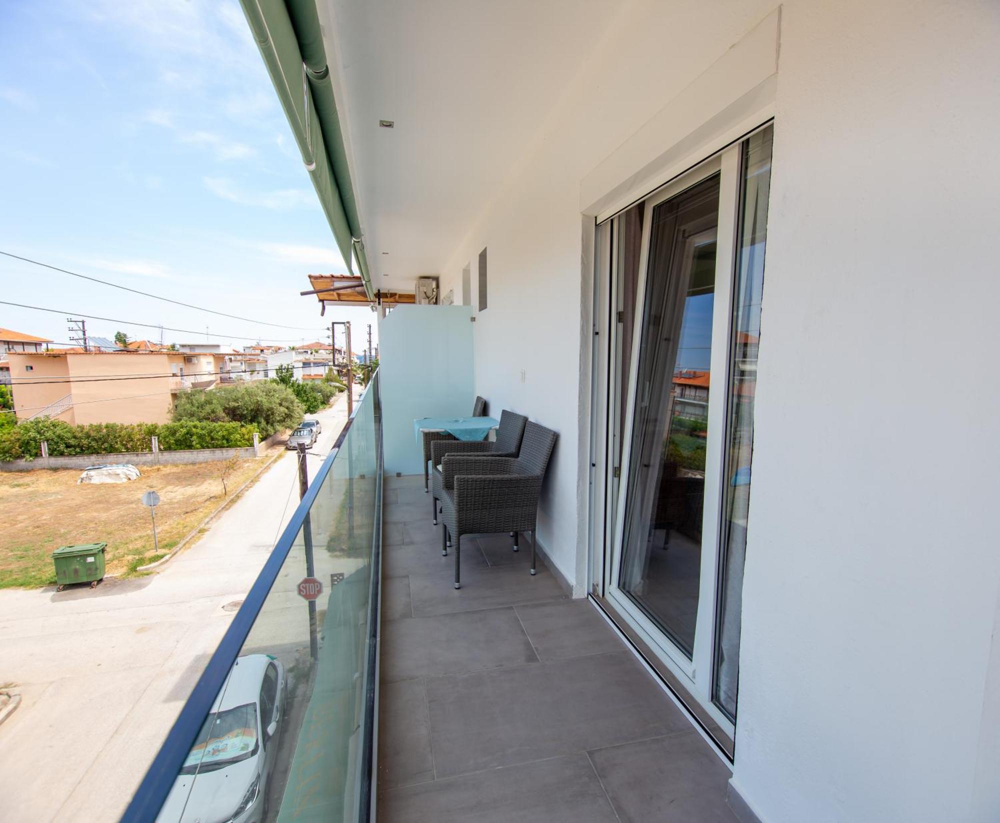 T H E Berlin Studios And Suites Nea Vrasna Ngoại thất bức ảnh